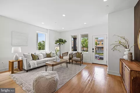 1819 A St SE #A, Washington, DC 20003 photo 7