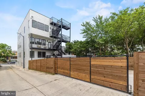 1819 A St SE #A, Washington, DC 20003 photo 42