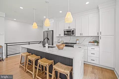 1819 A St SE #A, Washington, DC 20003 photo 18