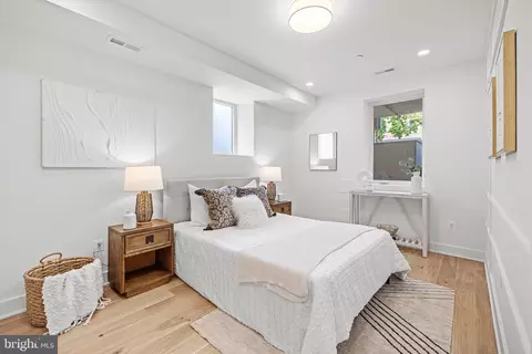 1819 A St SE #A, Washington, DC 20003 photo 30