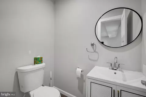 1062 44th St NE, Washington, DC 20019 photo 20
