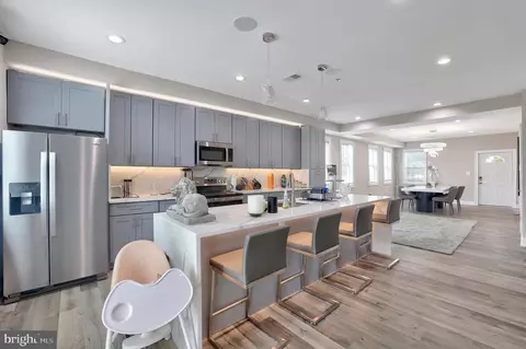 1062 44th St NE, Washington, DC 20019 photo 4