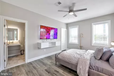 1062 44th St NE, Washington, DC 20019 photo 15