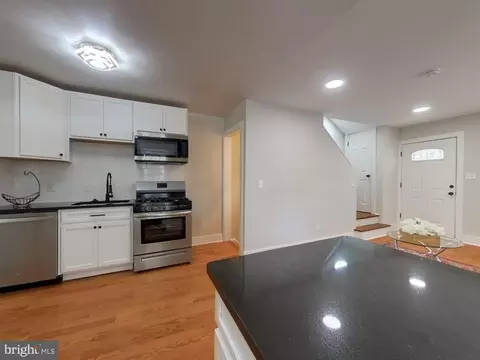109 47th St SE, Washington, DC 20019 photo 12