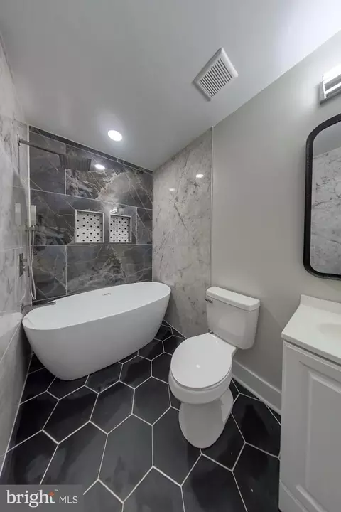 109 47th St SE, Washington, DC 20019 photo 24