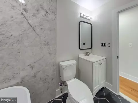 109 47th St SE, Washington, DC 20019 photo 25