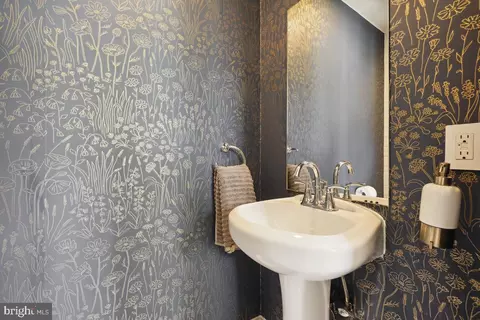1909 12th St NW, Washington, DC 20009 photo 20
