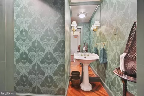 2700 Calvert St NW #316, Washington, DC 20008 photo 31