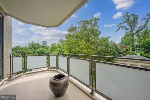 2700 Calvert St NW #316, Washington, DC 20008 photo 13