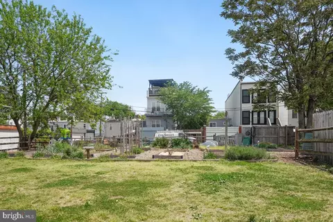 Exterior - 218 16th St SE, Washington, DC 20003 photo 6 of 6