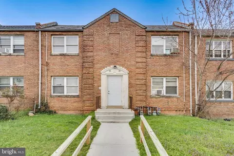1217 Raum St NE, Washington, DC 20002