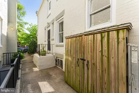 Exterior - 1610 D St SE, Washington, DC 20003 photo 7 of 8