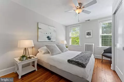 Bedroom - 1610 D St SE, Washington, DC 20003 photo 1 of 5