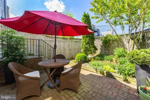 Exterior - 1610 D St SE, Washington, DC 20003 photo 6 of 8