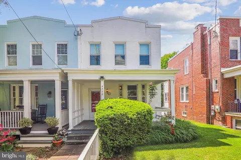 4528 43rd Pl NW, Washington, DC 20016