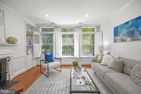 1201 O St NW #1B, Washington, DC 20005