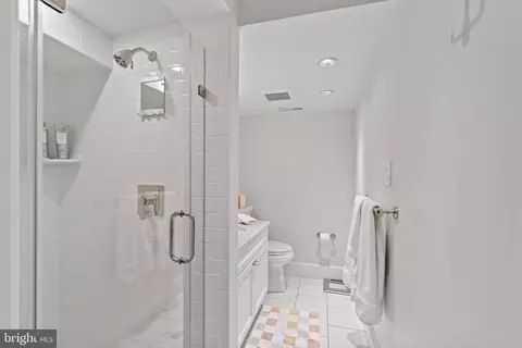 Bath - 3310 P St NW, Washington, DC 20007 photo 2 of 3