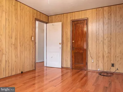 Bedroom - 322 18th St NE, Washington, DC 20002 photo 3 of 3
