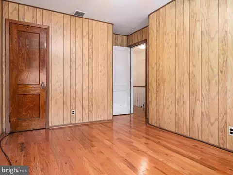 Bedroom - 322 18th St NE, Washington, DC 20002 photo 1 of 3