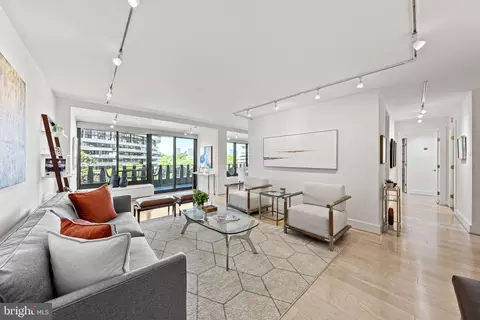 2510 Virginia Ave NW #401N, Washington, DC 20037