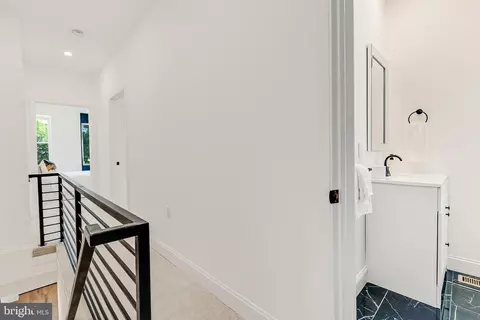 Entry Way - 1312 E Street St NE, Washington, DC 20002 photo 7 of 8