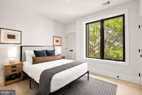 3934 14th St NW #401, Washington, DC 20011