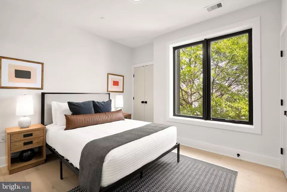  3934 14th St NW #401, Washington, DC 20011 photo 1