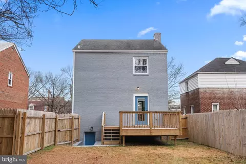 Exterior - 2816 30th St NE, Washington, DC 20018 photo 5 of 9