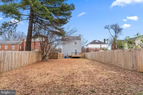 Exterior - 2816 30th St NE, Washington, DC 20018 photo 7 of 9