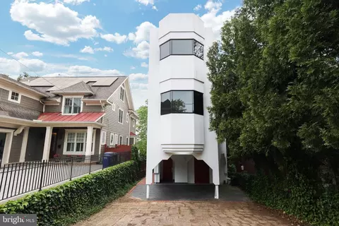 1452 Foxhall Rd NW, Washington, DC 20007