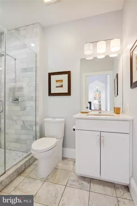 Bath - 819 D St NE #36, Washington, DC 20002 photo 2 of 4