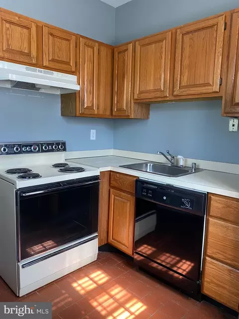 Kitchen - 637 3rd St NE #104, Washington, DC 20002 photo 1 of 1