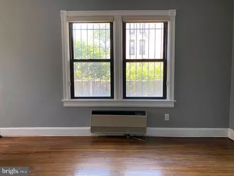 Living - 637 3rd St NE #104, Washington, DC 20002 photo 2 of 3