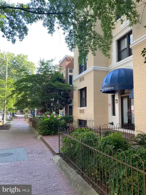 Exterior - 637 3rd St NE #104, Washington, DC 20002 photo 1 of 2