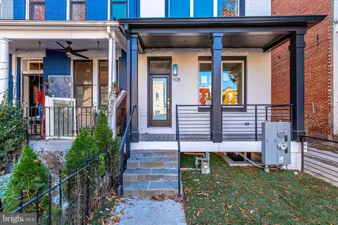 908 8th St NE #1, Washington, DC 20002 photo 1