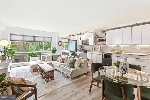 3901 Tunlaw Rd NW #303, Washington, DC 20007