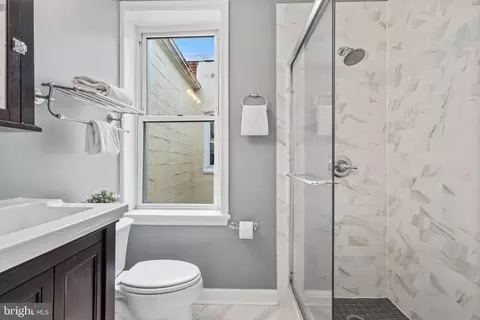 641 3rd St NE, Washington, DC 20002 photo 35