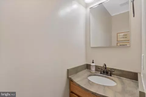 641 3rd St NE, Washington, DC 20002 photo 20