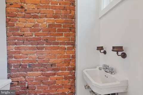 511 8th St NE, Washington, DC 20002 photo 18