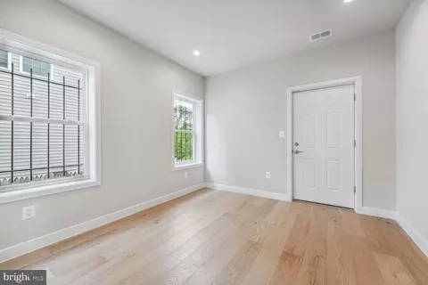 2512 Elvans Rd SE, Washington, DC 20020 photo 6