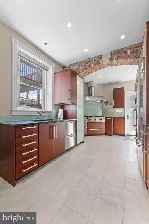 124 3rd St NE, Washington, DC 20002 photo 13