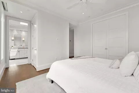 418 7th St SE #401, Washington, DC 20003 photo 17