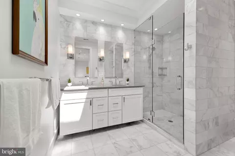 418 7th St SE #401, Washington, DC 20003 photo 18