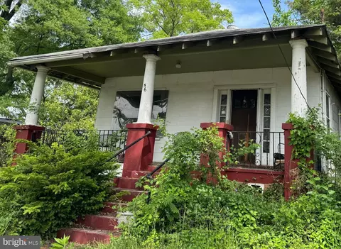 56 53rd Pl SE, Washington, DC 20019