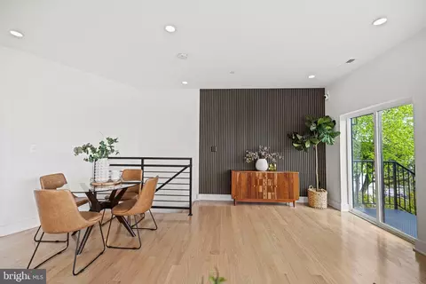1819 A St SE #C, Washington, DC 20003 photo 5