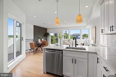 1819 A St SE #C, Washington, DC 20003 photo 21