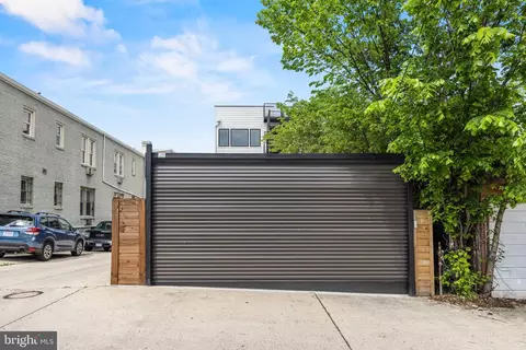1819 A St SE #C, Washington, DC 20003 photo 37