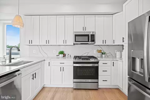 1819 A St SE #C, Washington, DC 20003 photo 20
