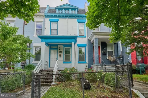747 Hobart Pl NW, Washington, DC 20001