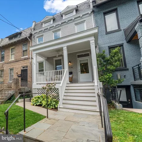 719 Varnum St NW, Washington, DC 20011